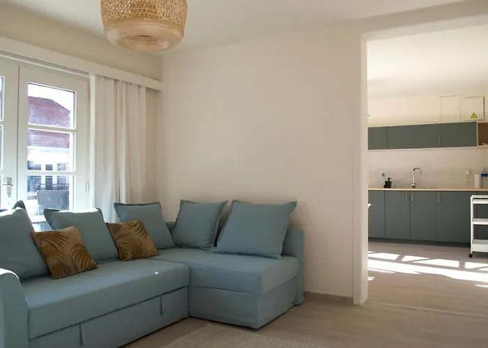 Sunny Apartment In Residential Park - De Haan