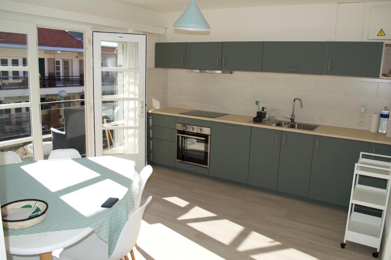 Sunny In Residential Park - Apartment *