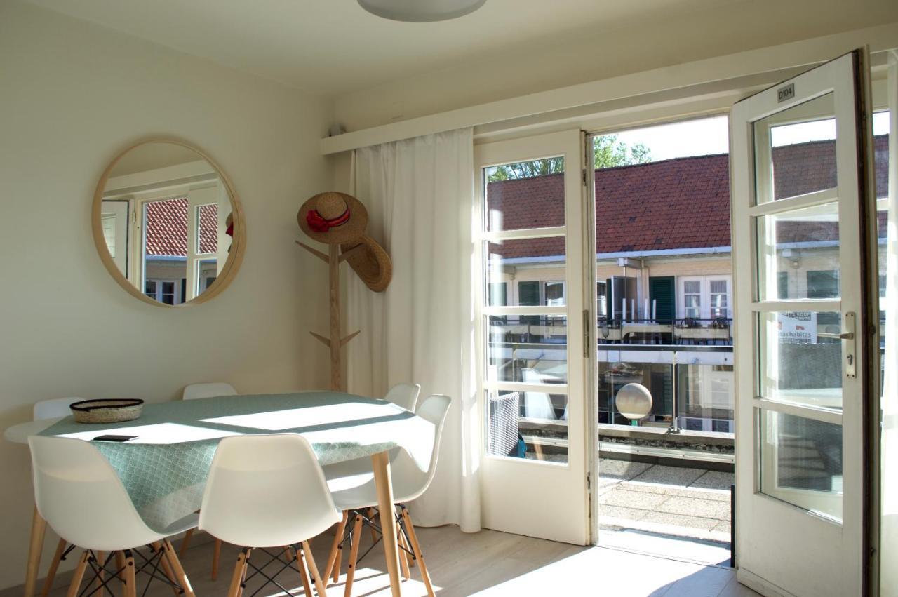 Sunny In Residential Park - Apartment